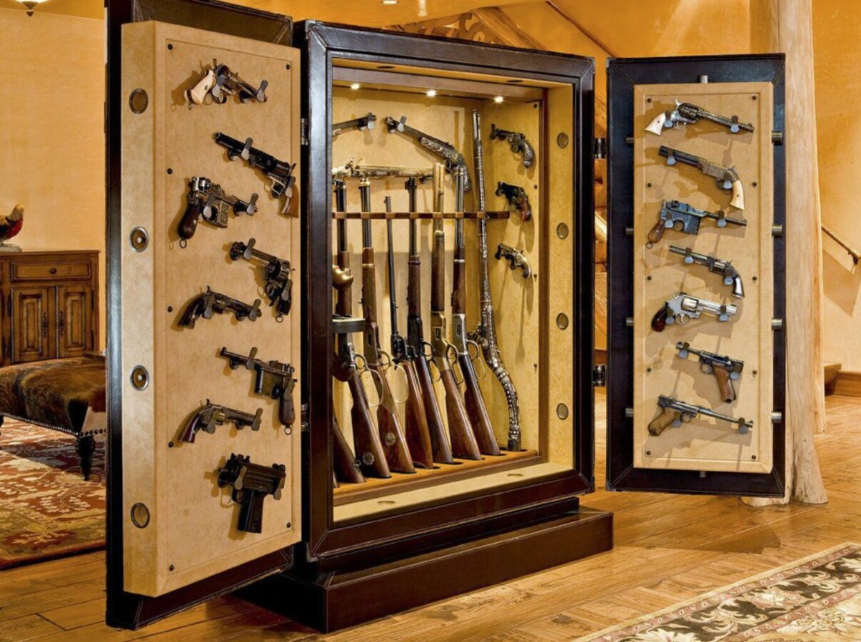 For sale 🔐 High-Security Luxury Safes – Vaults – Handcrafted in Germany