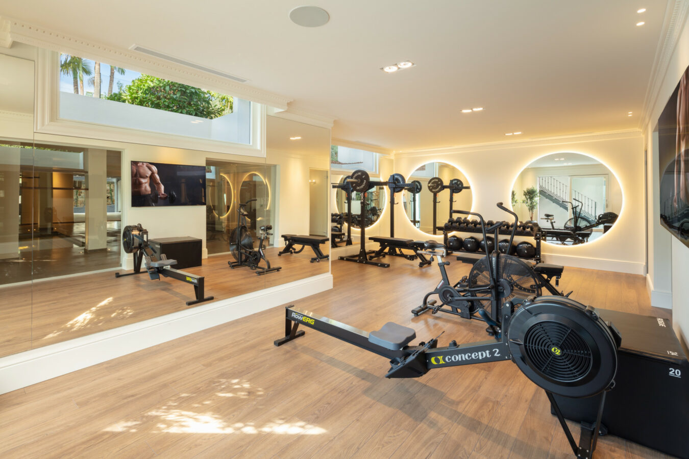 For Sale – Sierra Blanca 🏰 Elegant Villa 📍 Marbella Golden Mile, Marbella