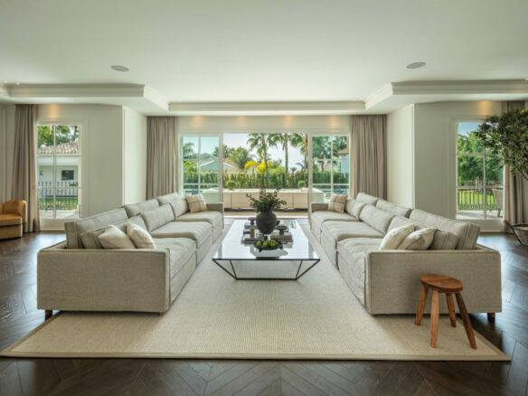 For Sale – Sierra Blanca 🏰 Elegant Villa 📍 Marbella Golden Mile, Marbella