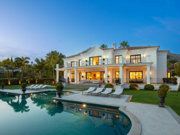 For Sale – Sierra Blanca 🏰 Elegant Villa 📍 Marbella Golden Mile, Marbella