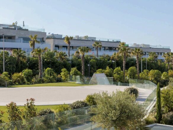 For sale 🌴 Marbella Golden Mile | 3B Duplex Penthouse – Highest Quality & Secure 🌅