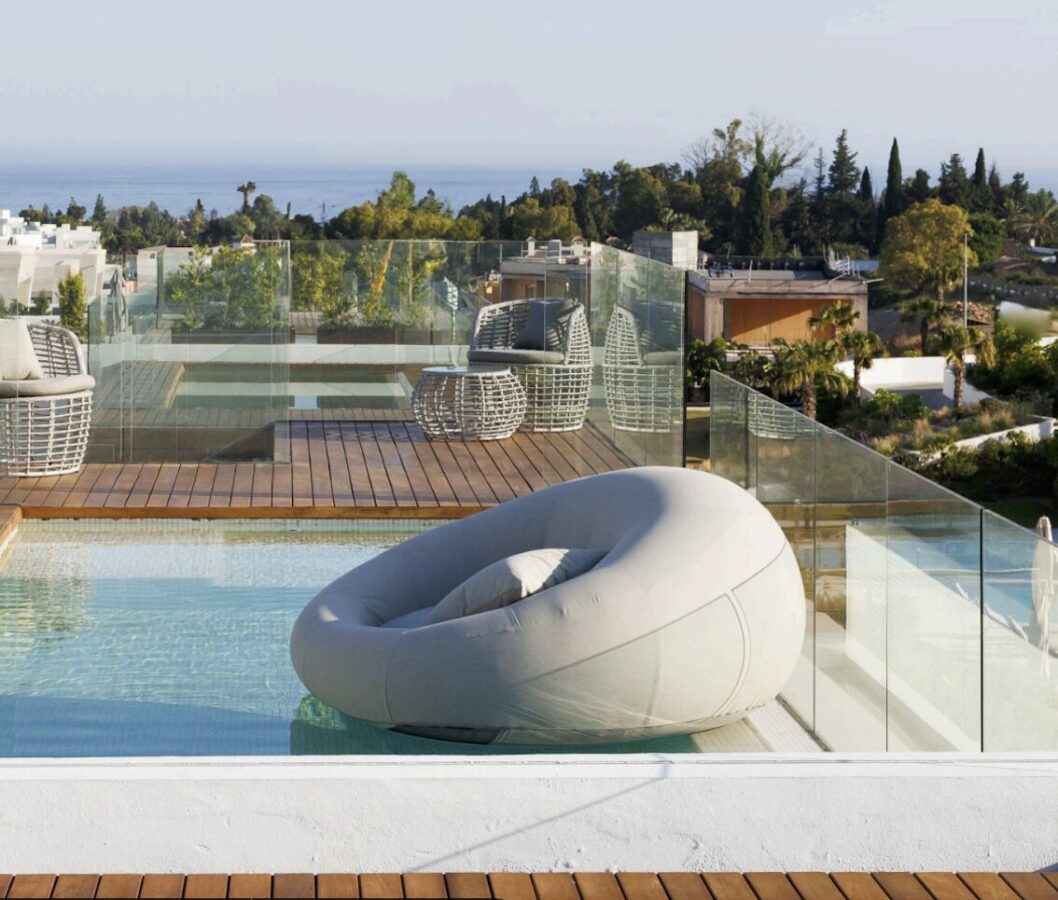 For sale 🌴 Marbella Golden Mile | 3B Duplex Penthouse – Highest Quality & Secure 🌅