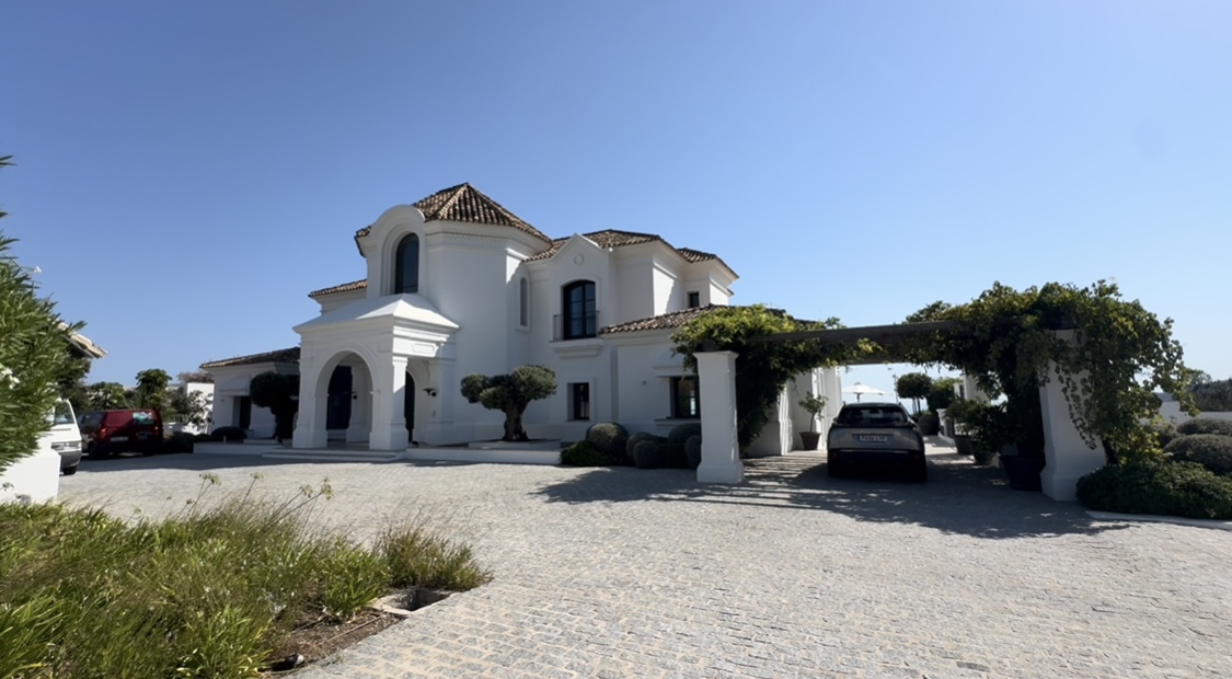 Screenshot For sale π‘ Marbella Club Golf ResortΒ Hilltop Mansion β π Panoramic Views β π Turnkey