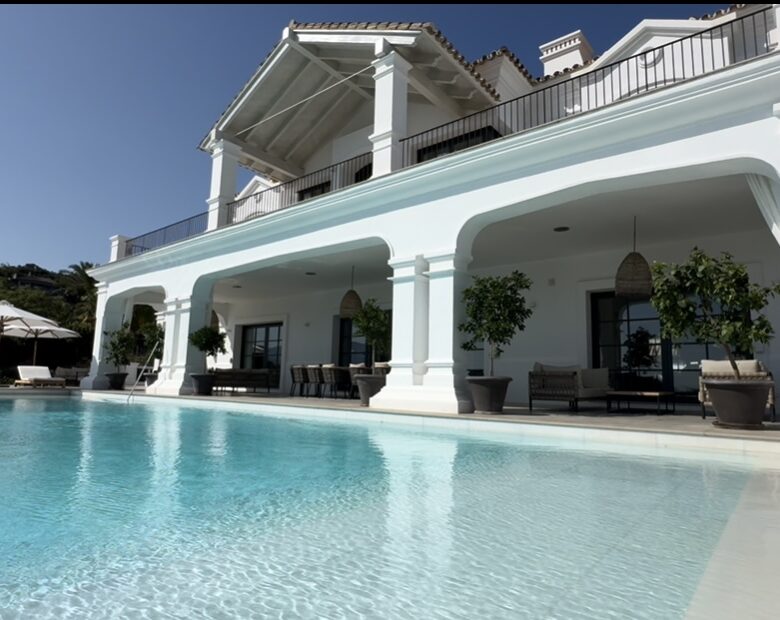 For sale 🏡 Marbella Club Golf Resort  Hilltop Mansion – 🌄 Panoramic Views – 🔑 Turnkey