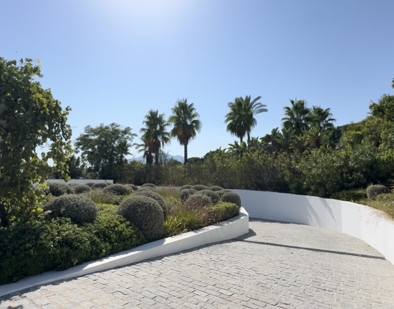 For sale 🏡 Marbella Club Golf Resort  Hilltop Mansion – 🌄 Panoramic Views – 🔑 Turnkey