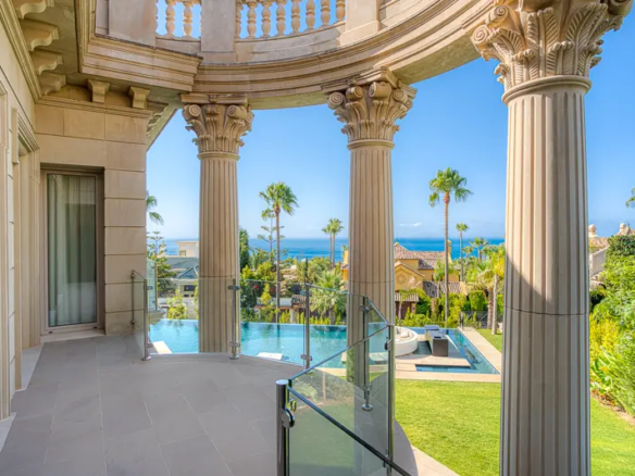 🏡 Luxury Mansion for Sale – Sierra Blanca, Marbella