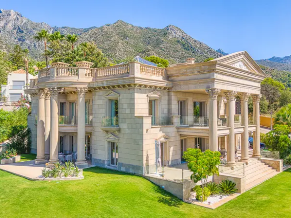 🏡 Luxury Mansion for Sale – Sierra Blanca, Marbella