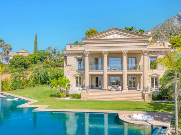 🏡 Luxury Mansion for Sale – Sierra Blanca, Marbella