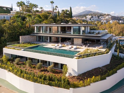Modern Dream Villa for Sale – Herrojo Alto, Benahavís, Spain 🇪🇸✨