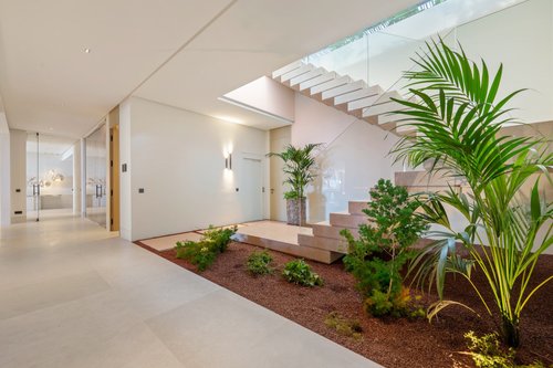 Modern Dream Villa for Sale – Herrojo Alto, Benahavís, Spain 🇪🇸✨
