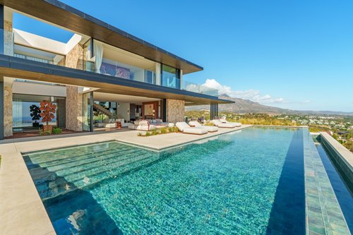 Modern Dream Villa for Sale – Herrojo Alto, Benahavís, Spain 🇪🇸✨