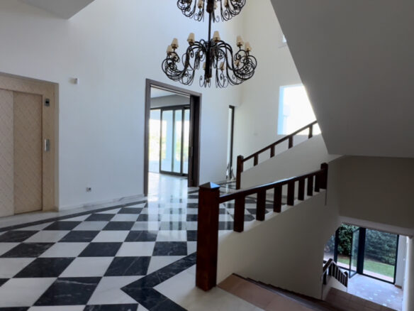 For sale – El Madroñal, Benahavís 🇪🇸 – Classic 7B Hilltop Villa with Panoramic Views 🌊⛰️