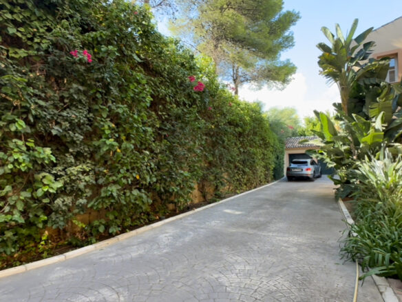 For sale – El Madroñal, Benahavís 🇪🇸 – Classic 7B Hilltop Villa with Panoramic Views 🌊⛰️