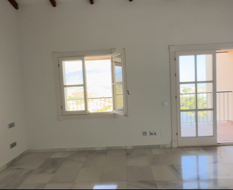 For sale – El Madroñal, Benahavís 🇪🇸 – Classic 7B Hilltop Villa with Panoramic Views 🌊⛰️