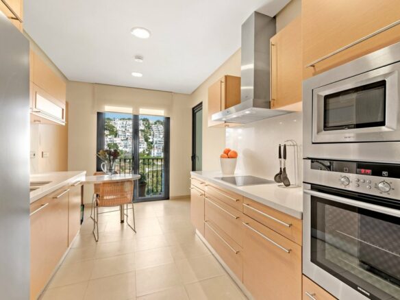 FOR SALE 🇪🇸🇬🇧 – Luxury 3-Bedroom Penthouse with Panoramic Sea Views | La Quinta, Benahavís 🇪🇸