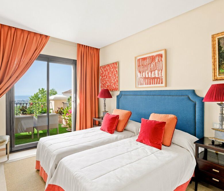 FOR SALE 🇪🇸🇬🇧 – Luxury 3-Bedroom Penthouse with Panoramic Sea Views | La Quinta, Benahavís 🇪🇸