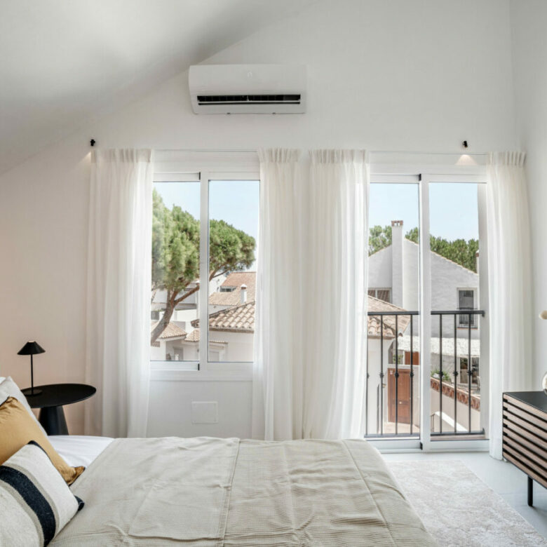 For Sale: Stunning 3-Bedroom Duplex in Aloha 🏡☀️