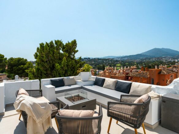 For sale 🌟 3B Turnkey Penthouse La Arabesque – Pueblo Arabesque 🇪🇸 🌟 Nueva Andalucia