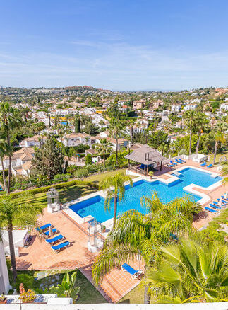 FOR SALE – 2-Bedroom Penthouse with Panoramic Views 🌅🏖️ Las Tortugas Nueva Andalucia