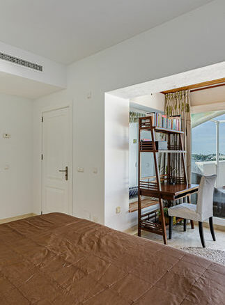 FOR SALE – 2-Bedroom Penthouse with Panoramic Views 🌅🏖️ Las Tortugas Nueva Andalucia