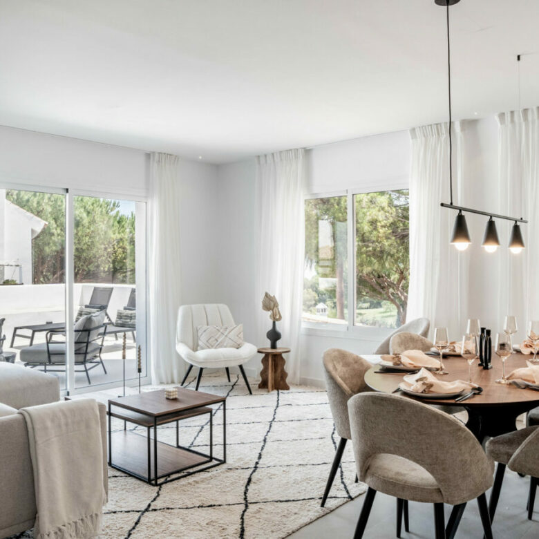 For Sale: Stunning 3-Bedroom Duplex in Aloha 🏡☀️
