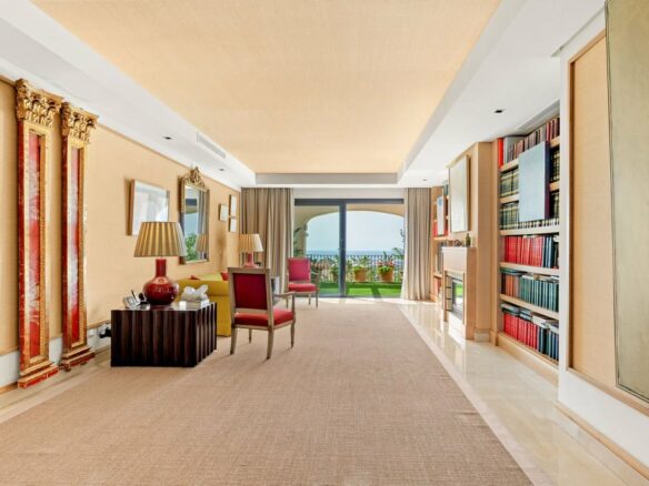 FOR SALE 🇪🇸🇬🇧 – Luxury 3-Bedroom Penthouse with Panoramic Sea Views | La Quinta, Benahavís 🇪🇸