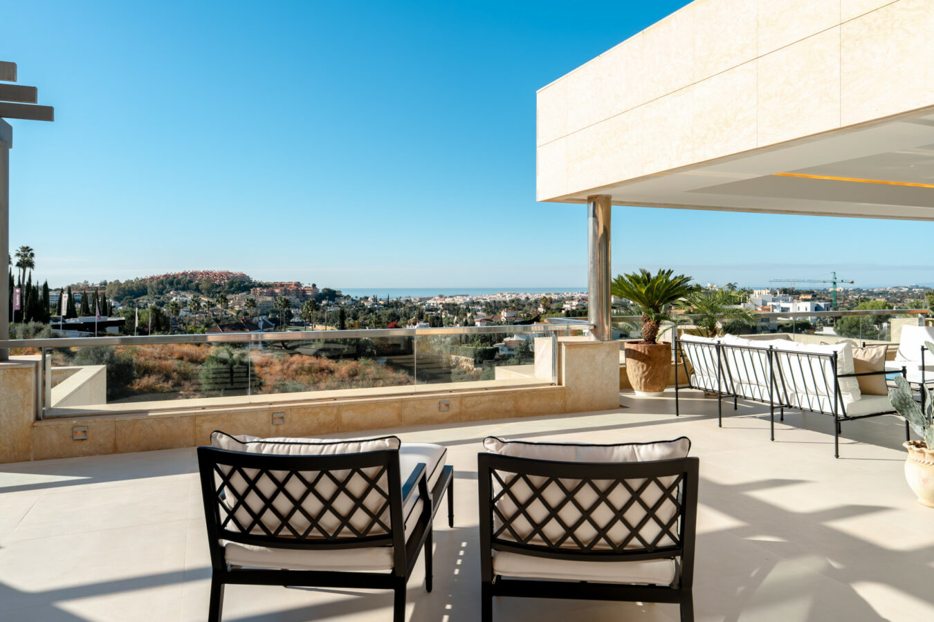 5cb3185d-0a28-4d2f-bc69-c8d38ffda7b5 For sale 🌅 Stunning Modern Apartment with Panoramic Sea Views – La Cerquilla, Nueva Andalucía
