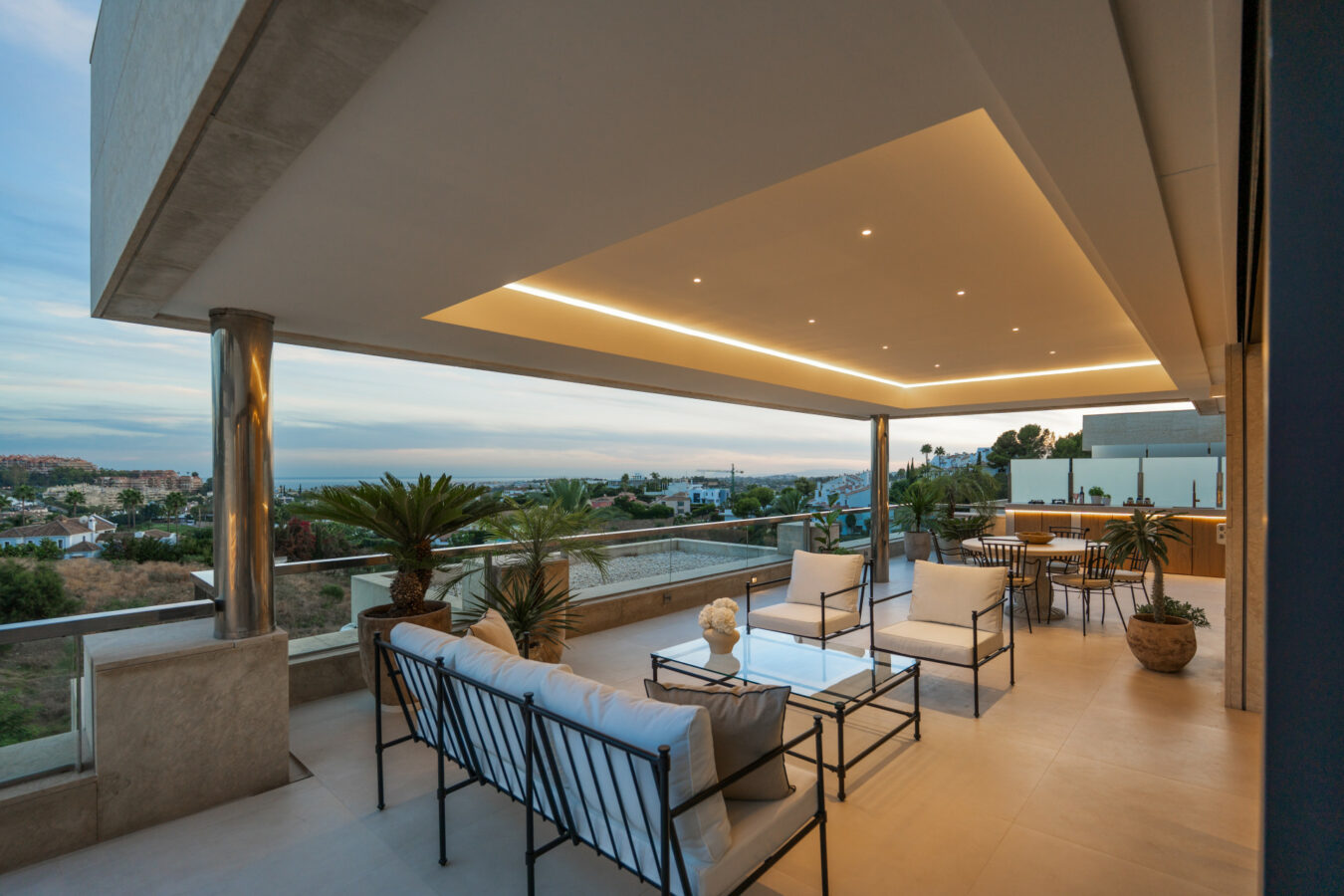 5ee1928e-dfcb-449f-9dd8-480802f52da1 For sale 🌅 Stunning Modern Apartment with Panoramic Sea Views – La Cerquilla, Nueva Andalucía