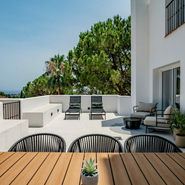 For Sale: Stunning 3-Bedroom Duplex in Aloha 🏡☀️