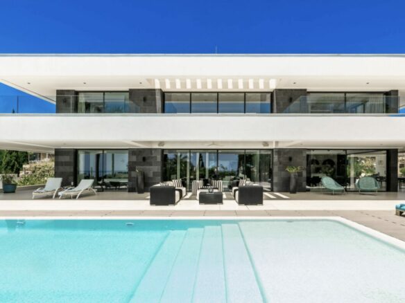 Spectacular New Villa with Sea 🌊 & Golf Views ⛳ – Los Flamingos Golf, Benahavis 🌟