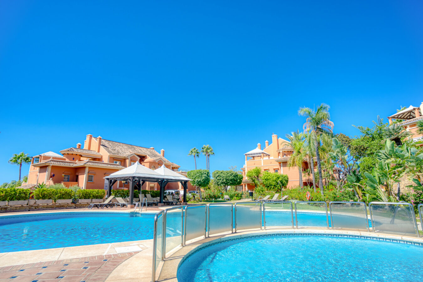 a5c2688b-1872-4e9c-bb84-f310b77ce4a7 🌅 Beautiful South-Facing Duplex Penthouse with Stunning Sea Views – Andalucía Alta, Nueva Andalucía 🌴