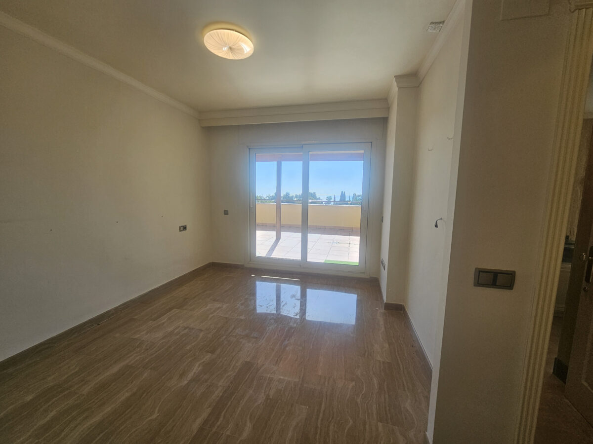 For sale 3B Penthouse 📍 Condado de Sierra Blanca, Marbella 🏡