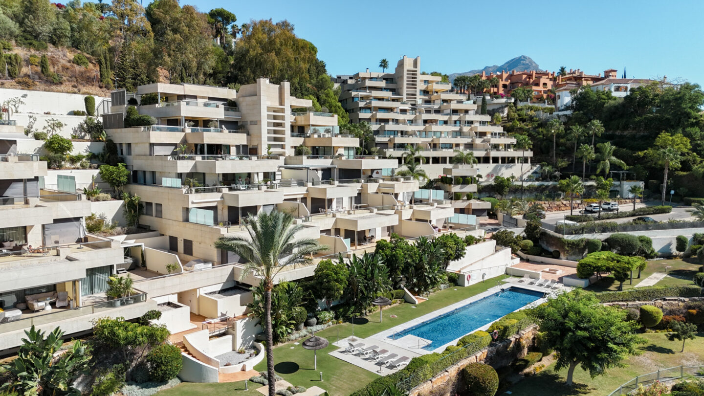 dad9782f-f54e-4170-87ed-85b0c45abfbd For sale 🌅 Stunning Modern Apartment with Panoramic Sea Views – La Cerquilla, Nueva Andalucía