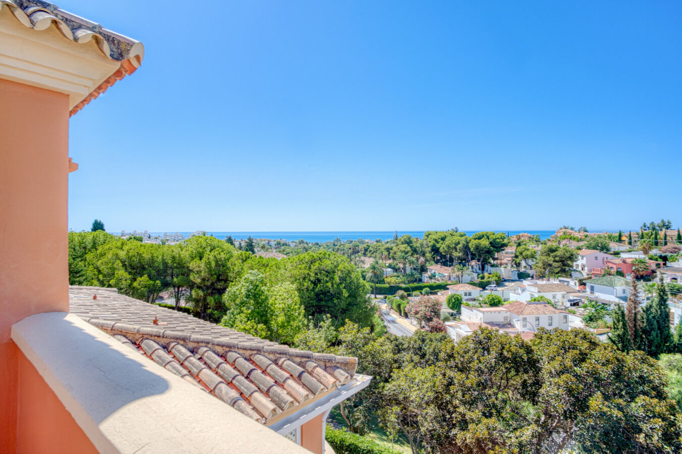 ebd65d1a-df24-4a53-8bc9-73bf9f84870f 🌅 Beautiful South-Facing Duplex Penthouse with Stunning Sea Views – Andalucía Alta, Nueva Andalucía 🌴