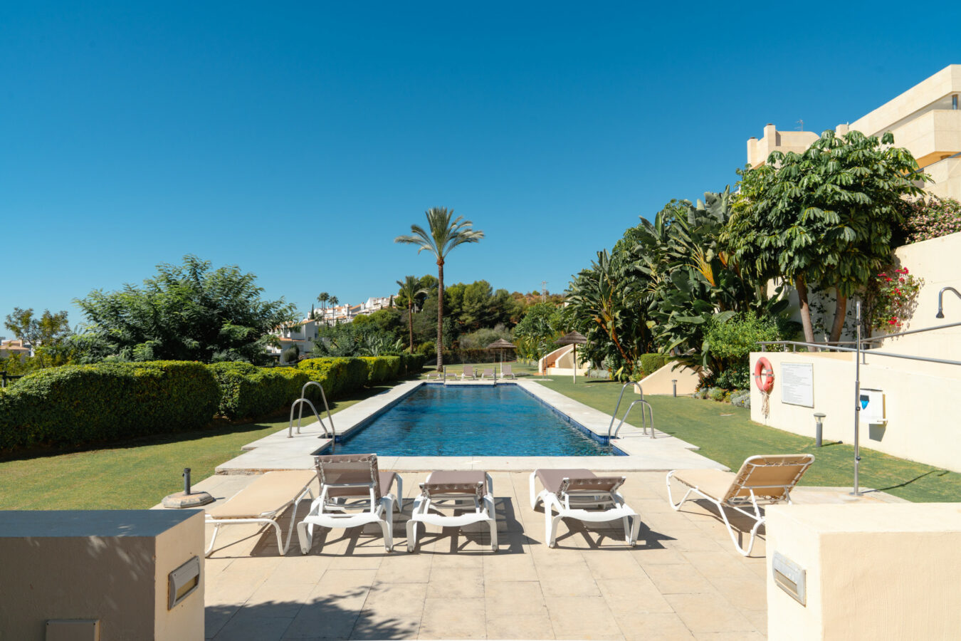 f80a51ce-842a-4949-bb20-1a354fa7aed8 For sale 🌅 Stunning Modern Apartment with Panoramic Sea Views – La Cerquilla, Nueva Andalucía