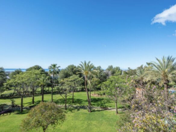 🌟 Luxury Turnkey 3-Bedroom Garden Apartment in Magna Marbella, Nueva Andalucía 🇪🇸🏡🌴