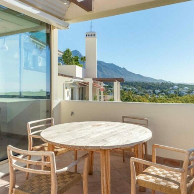 For sale 🌟 Middle Floor Apartment | Les Belvederes, Nueva Andalucía