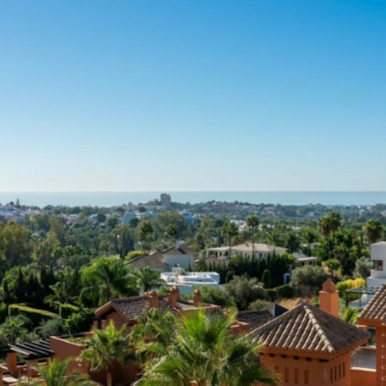 For sale 🌟 Middle Floor Apartment | Les Belvederes, Nueva Andalucía