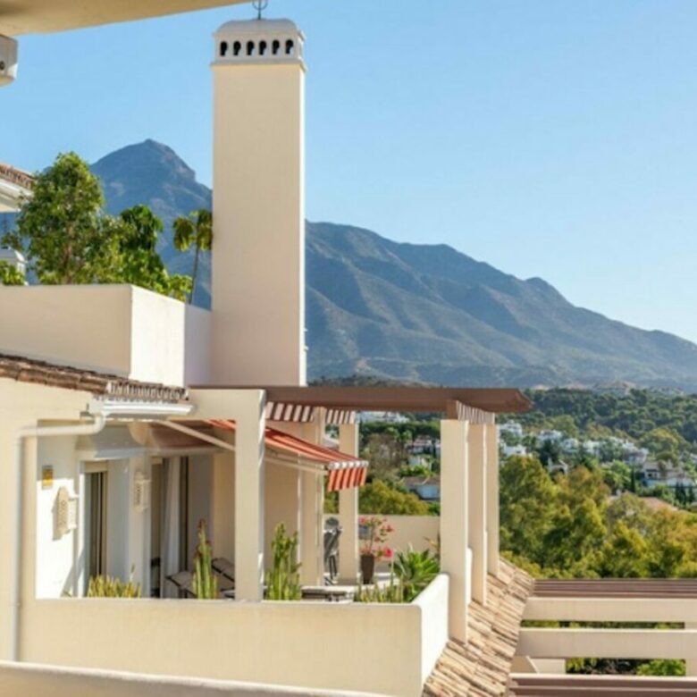 For sale 🌟 Middle Floor Apartment | Les Belvederes, Nueva Andalucía