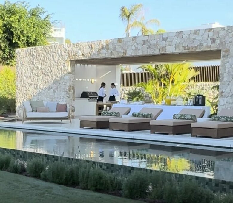 🏡 For Sale ✨ New Turnkey Modern Villa in a Prime Location  🌟 Golden Mile, Marbella 🇪🇸 —