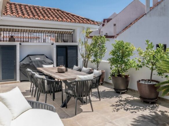For Sale: Renovated 3-Bedroom Duplex Penthouse in La Maestranza 🌟🏡