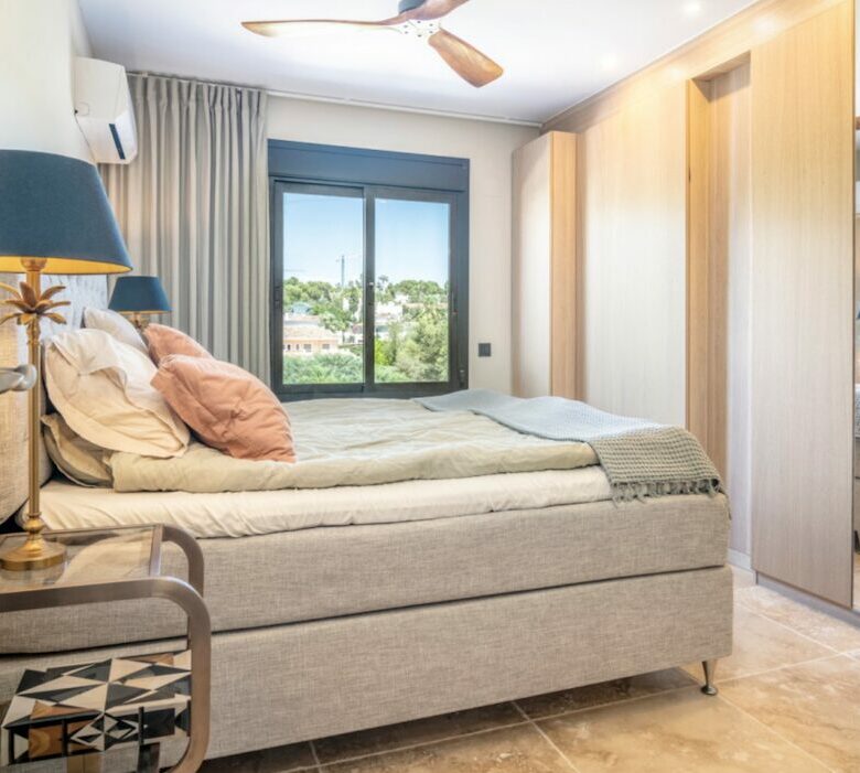 For Sale: Renovated 3-Bedroom Duplex Penthouse in La Maestranza 🌟🏡