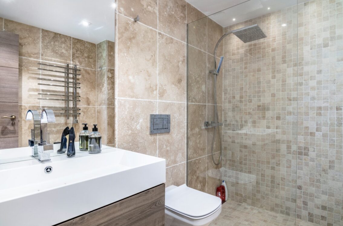 For Sale: Renovated 3-Bedroom Duplex Penthouse in La Maestranza 🌟🏡