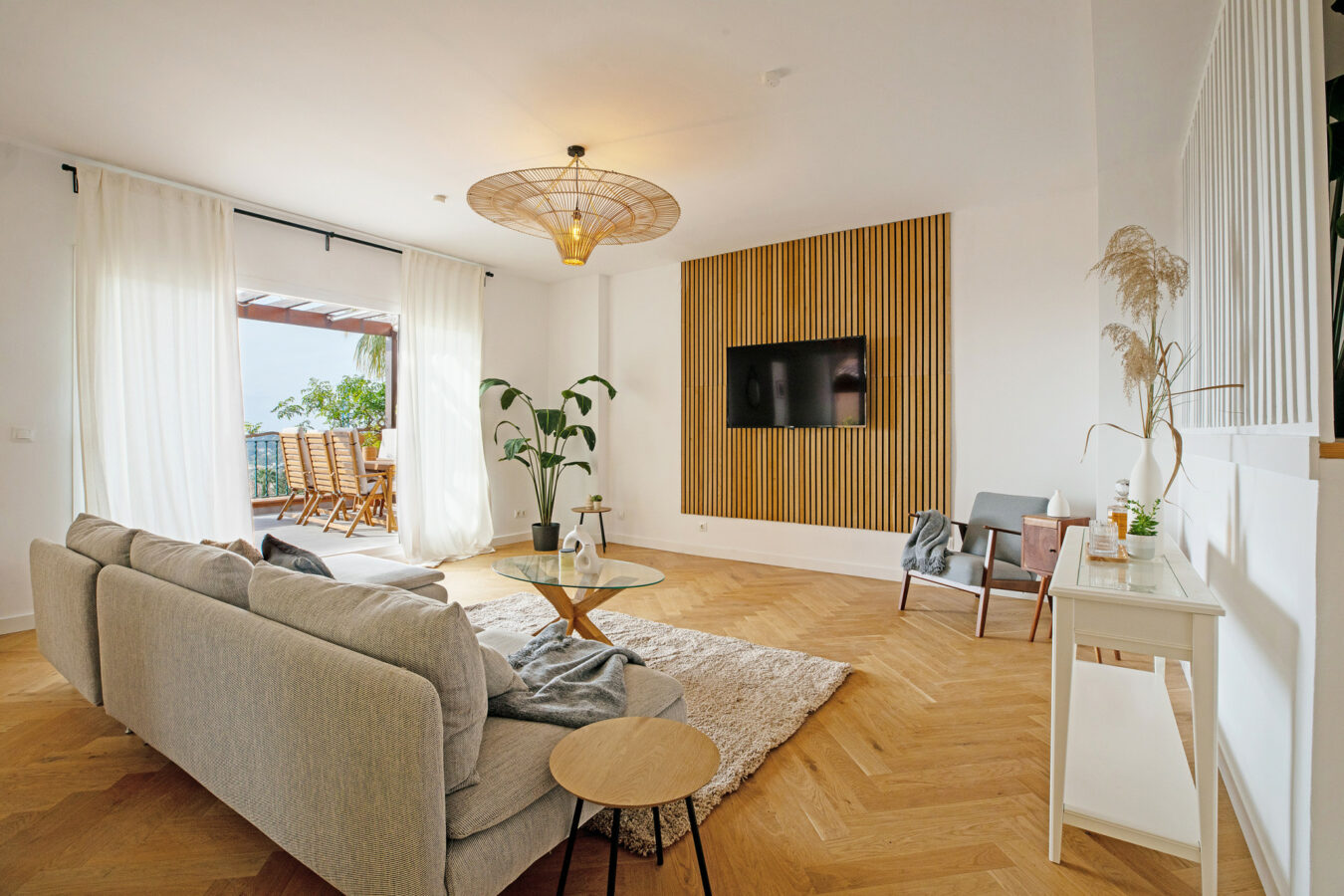 🇪🇸 For Sale  3-Bedroom Turnkey Penthouse in Nueva Andalucía, Marbella 🇪🇸