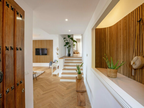 🇪🇸 For Sale  3-Bedroom Turnkey Penthouse in Nueva Andalucía, Marbella 🇪🇸