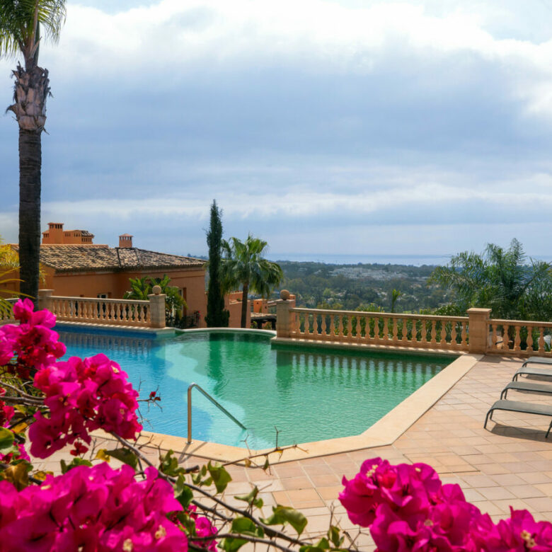 🇪🇸 For Sale  3-Bedroom Turnkey Penthouse in Nueva Andalucía, Marbella 🇪🇸