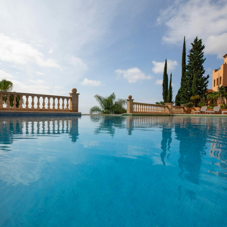 🇪🇸 For Sale  3-Bedroom Turnkey Penthouse in Nueva Andalucía, Marbella 🇪🇸