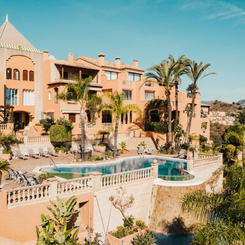 🇪🇸 For Sale  3-Bedroom Turnkey Penthouse in Nueva Andalucía, Marbella 🇪🇸