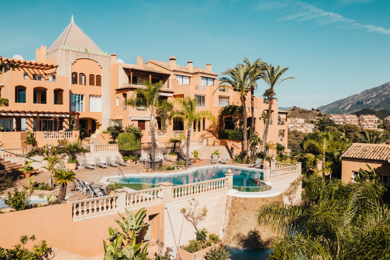 🇪🇸 For Sale  3-Bedroom Turnkey Penthouse in Nueva Andalucía, Marbella 🇪🇸