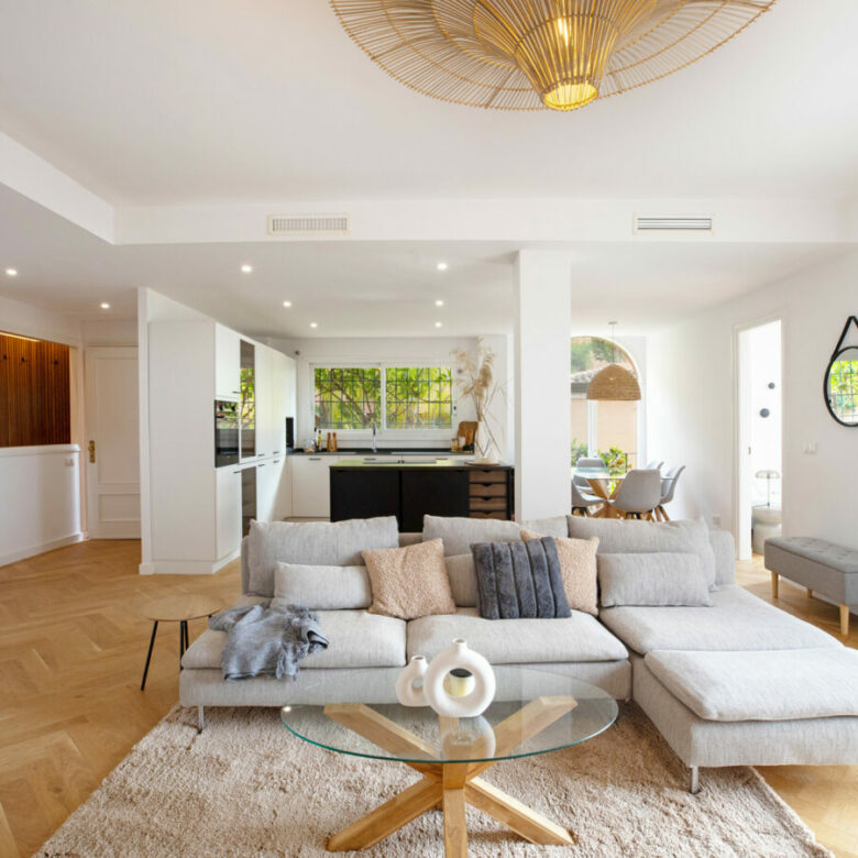 🇪🇸 For Sale  3-Bedroom Turnkey Penthouse in Nueva Andalucía, Marbella 🇪🇸